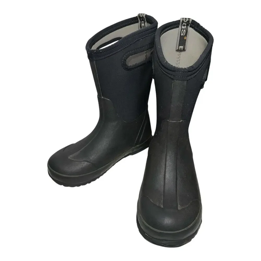 Bogs Kids Size 3 Black Waterproof Pull On Boots with Built In Handles